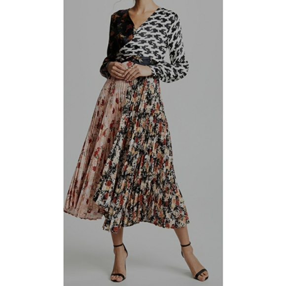 Delfi Collective - Camille Tie Dress - Picture 2 of 8